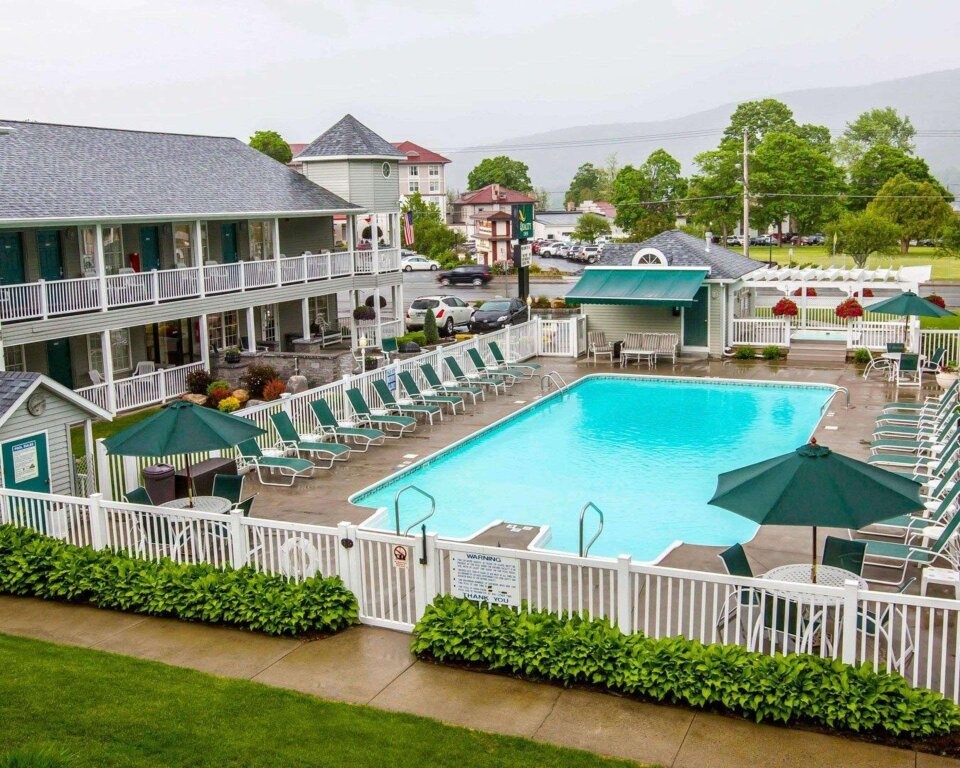 Quality Inn Lake George 3*