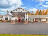 Econo Lodge Lakeshore 2*