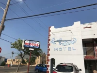 La Fontana Motel 2*