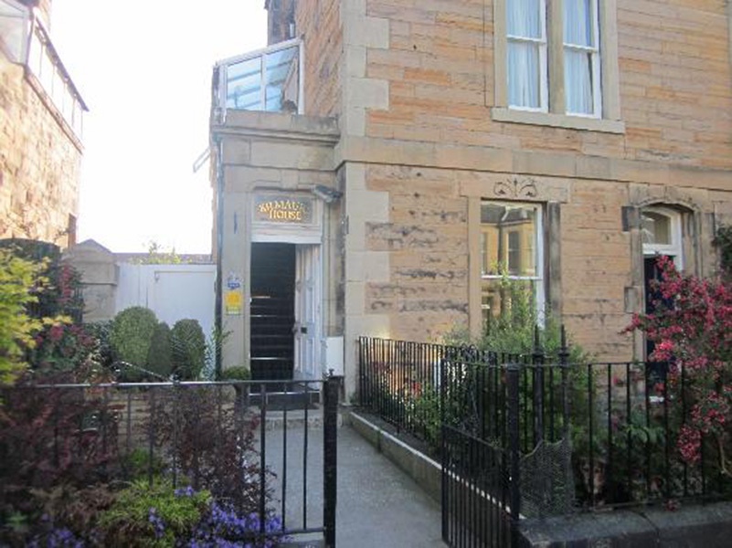 Kilmaurs Guest House 