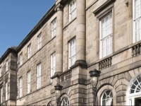 The Roxburghe 4*