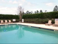 Days Inn Seneca 2*