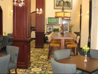 Hampton Inn & Suites Wellington 2*