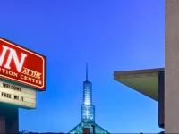 Inn at the Convention Center 2*