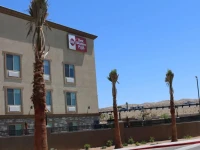 BEST WESTERN Holiday Hills 2*