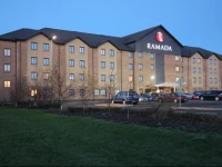 Ramada Glasgow Airport 3*