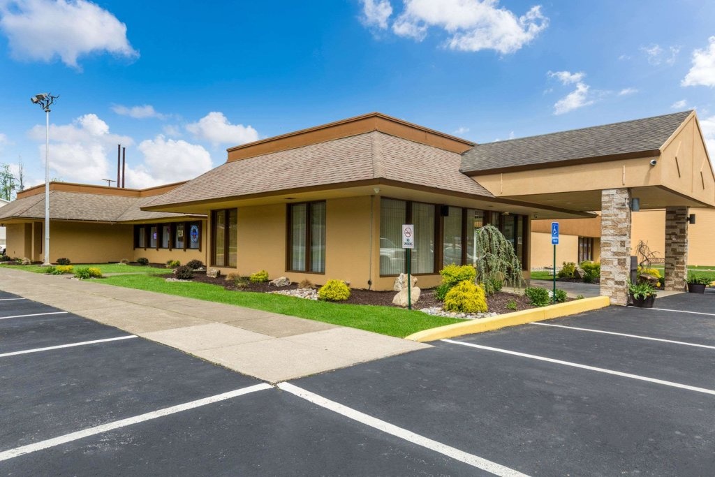 Pocono Inn At Water Gap 2*
