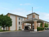 Comfort Inn & Suites Cahokia 2*