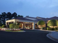 Courtyard by Marriott Savannah Midtown 3*