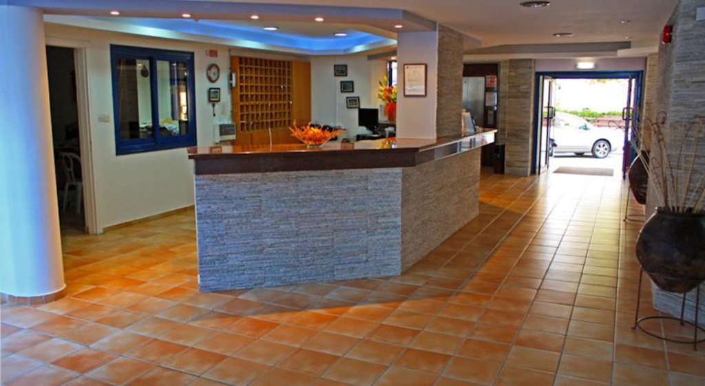 Myro Androu Hotel Apts 3*