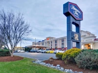 Hampton Inn Hendersonville 3*