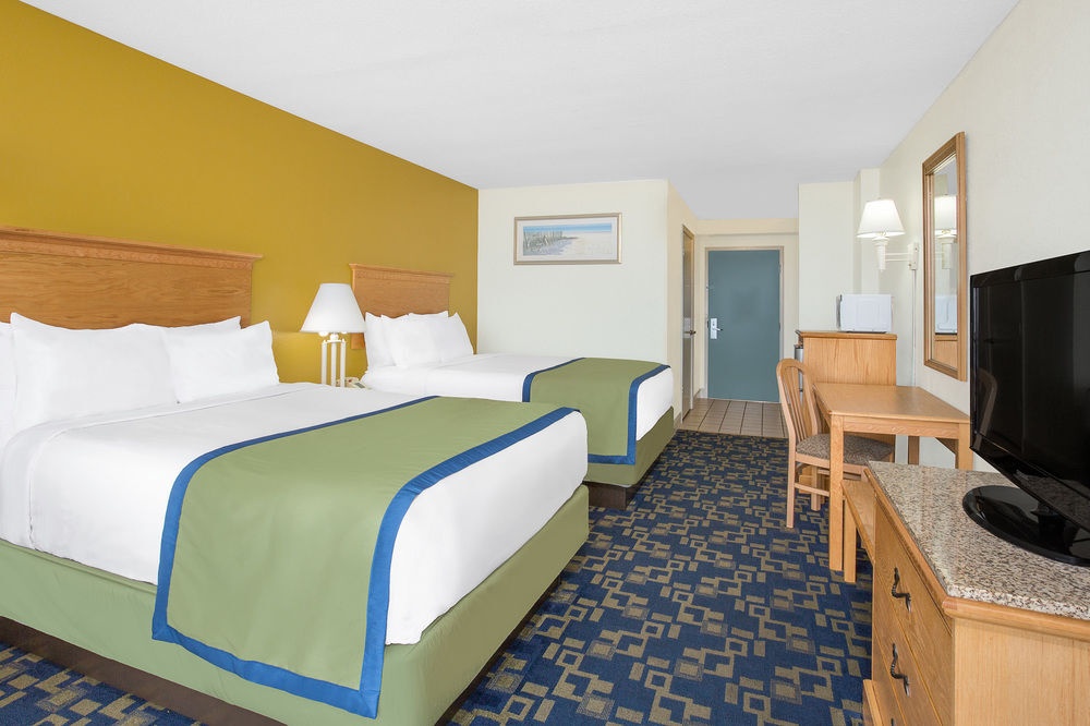 Days Inn Virginia Beach Oceanfront 2*