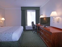La Quinta Inn & Suites Melbourne 3*