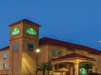 La Quinta Inn & Suites Cleveland 3*