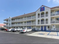 Motel 6 Watsonville - Monterey Area 2*