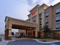 Hampton Inn Evanston 3*