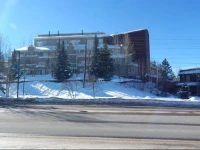 Crestview Place 2*
