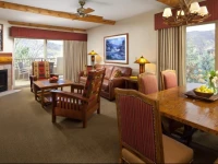 Lakeside Terrace 3*