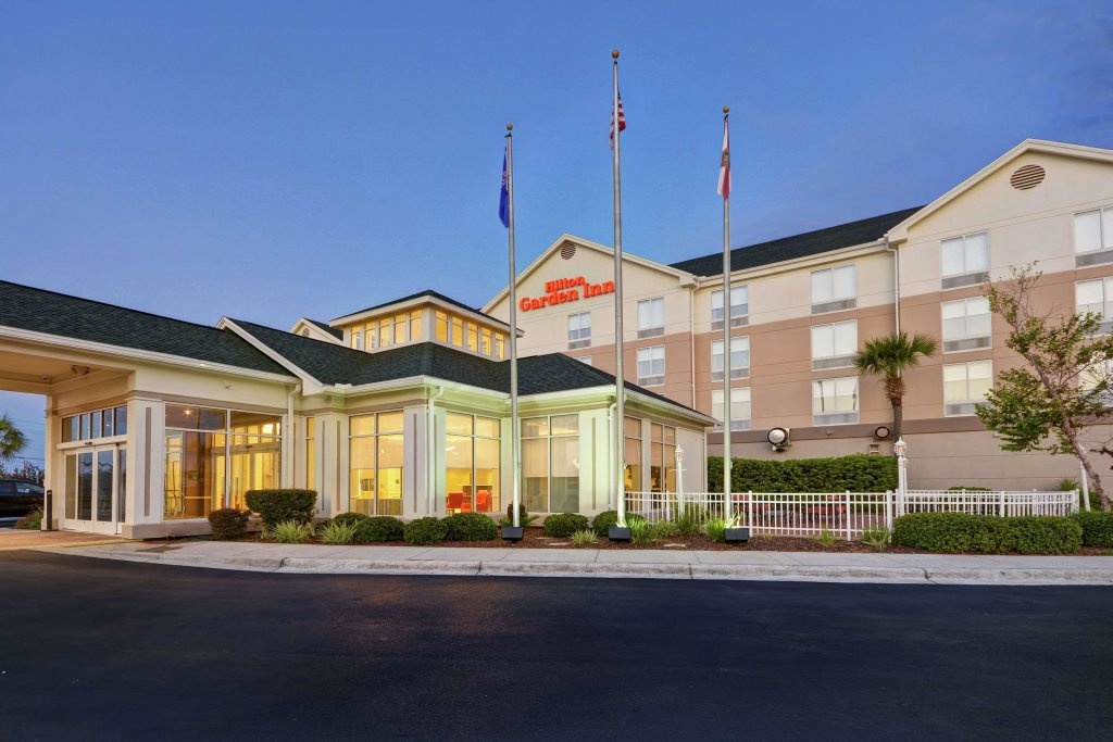 Hilton Garden Inn Panama City 3*