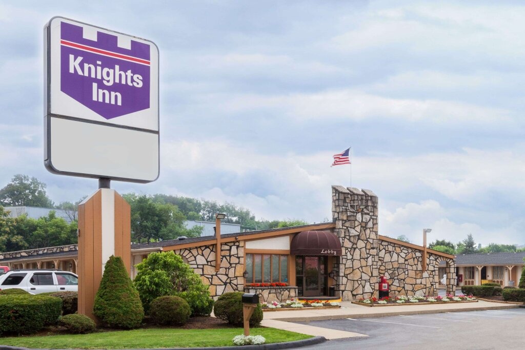 Knights Inn Greensburg 1*