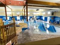 Holiday Inn Express Wisconsin Dells 3*