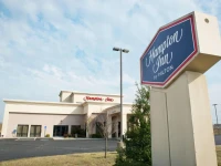 Hampton Inn Lebanon 3*