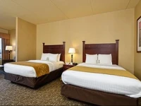 Comfort Suites Canal Park 2*