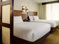 Hyatt Place Garden City 3*