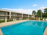 Days Inn Thomasville 2*