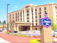 Hampton Inn Covington 2*