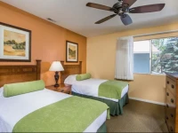 Lake Arrowhead Chalets 2*