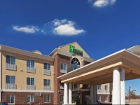 Holiday Inn Express Hereford 2*