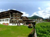 Croce Bianca 4*