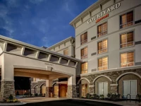 Courtyard Boone 3*