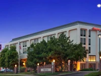 Hampton Inn Chicago-Midway Airport 3*