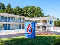 Motel 6 Longview 1*