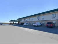 Quality Inn & Suites Salina 2*