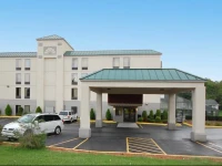 Quality Inn & Suites Wytheville 2*