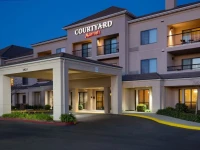 Courtyard by Marriott Roseville 3*