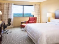 Sheraton Hartford Hotel at Bradley Airport 3*