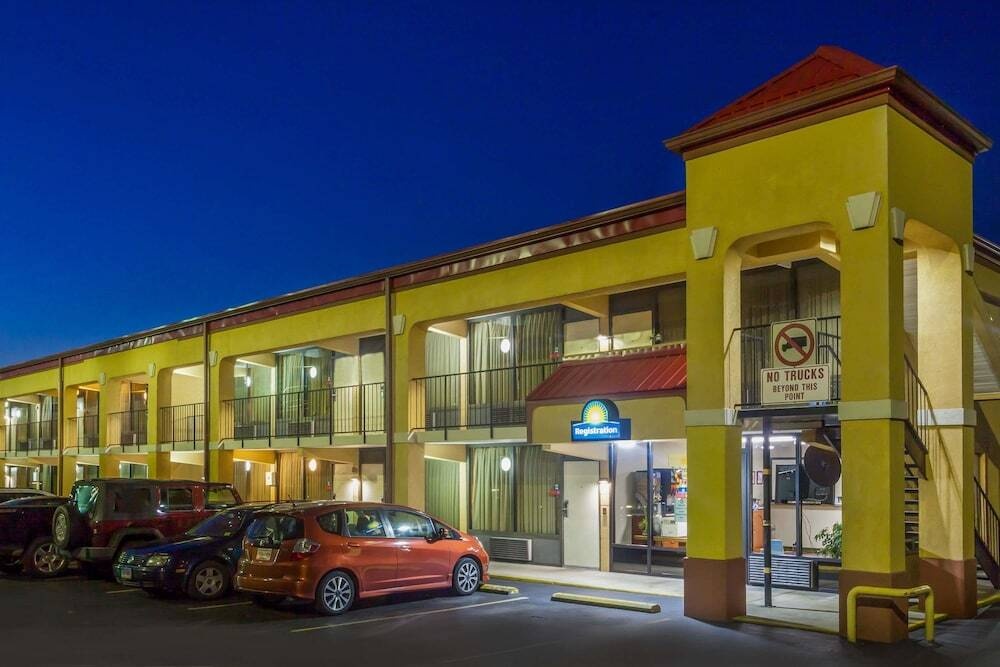 Days Inn Sweetwater 2*