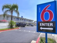 Motel 6 Fontana 1*