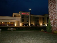 Hampton Inn Mountain Home 2*