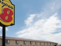 Super 8 Brighton 2*