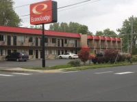 Econo Lodge Kelso 2*