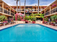 Holiday Inn Laguna Beach