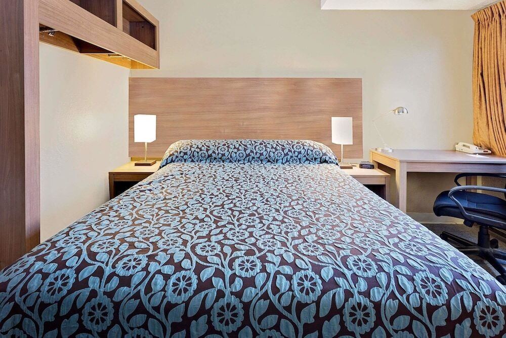 Days Inn Winona 2*