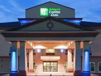 Holiday Inn Express Hotel & Suites Antigo 2*