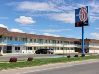 Motel 6 Farmington 1*