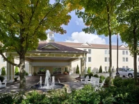 Hampton Inn Sturbridge 3*